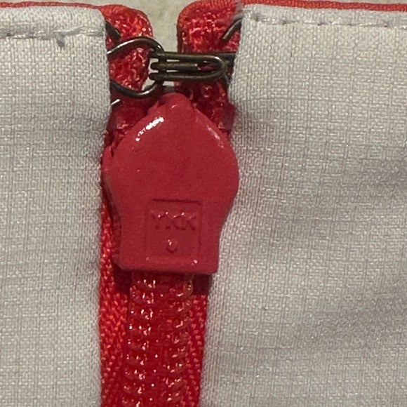 PUMA Barbie Hot PINK & White Mini Skort. SZ 4 Pleated Invisible Zip 2 Pockets - Picture 8 of 16